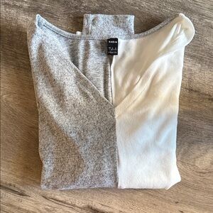 SHEIN Two-Tone Gray and White Top
